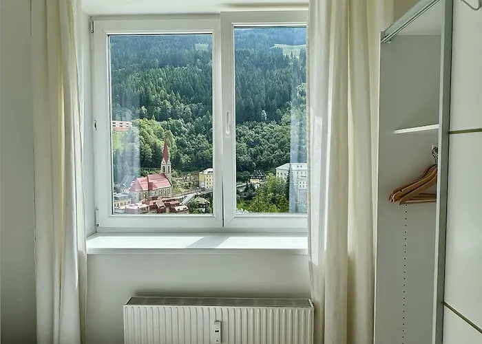 Cozy With Views Apartmán